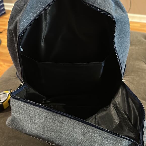 New York Yankees backpack NWOT - Picture 6 of 6